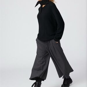 NWT Uniqlo dark gray Wide-Leg Culottes size small